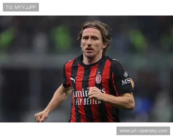 40岁莫德里奇替补登场捅射破门,AC米兰老将拯救球队于关键时刻 40岁莫德里奇替补登场捅射破门,AC米兰老将拯救球队于关键时刻